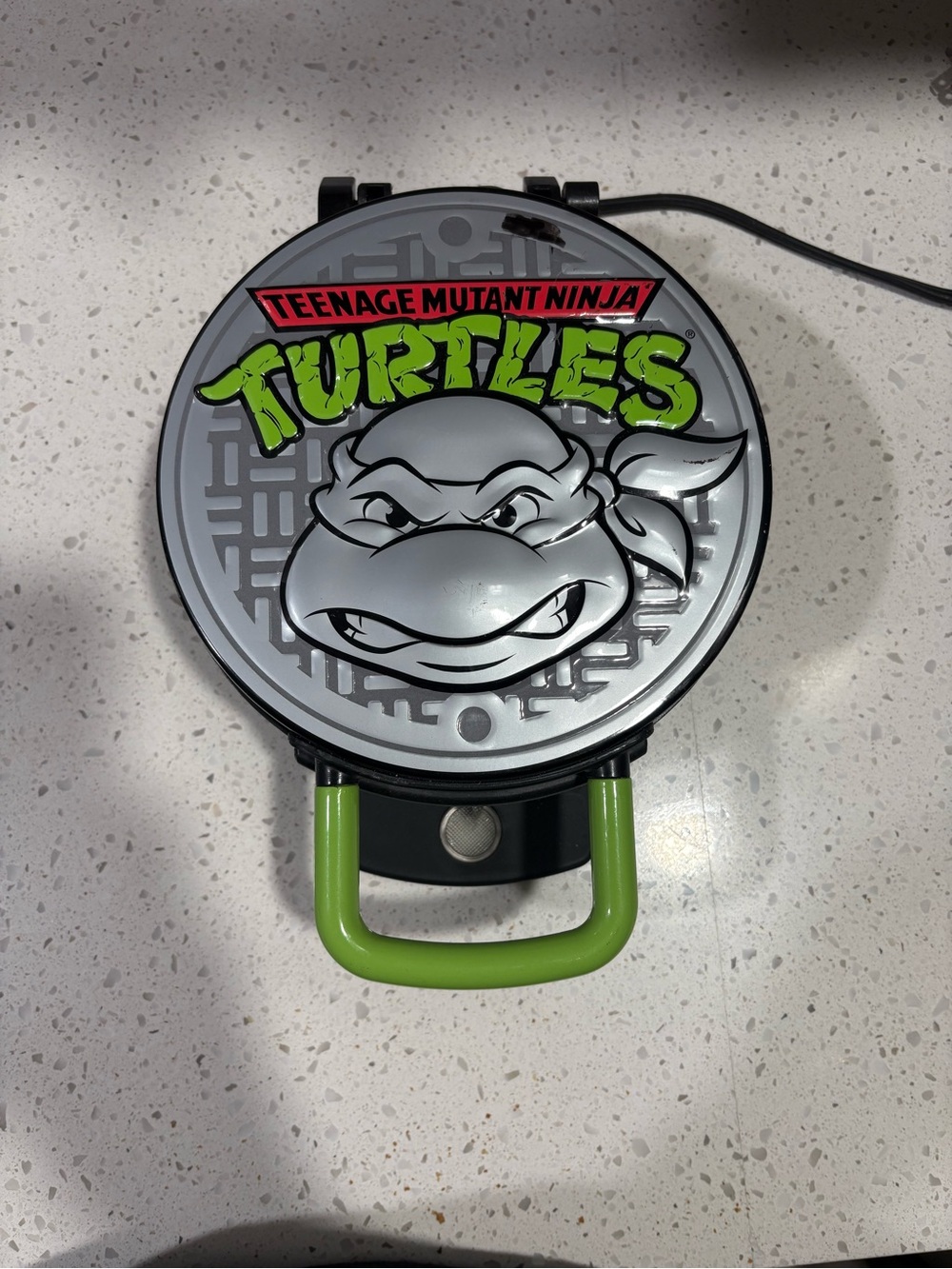 Teenage mutant ninja turtles limited edition waffle maker - Picture 3 of 5